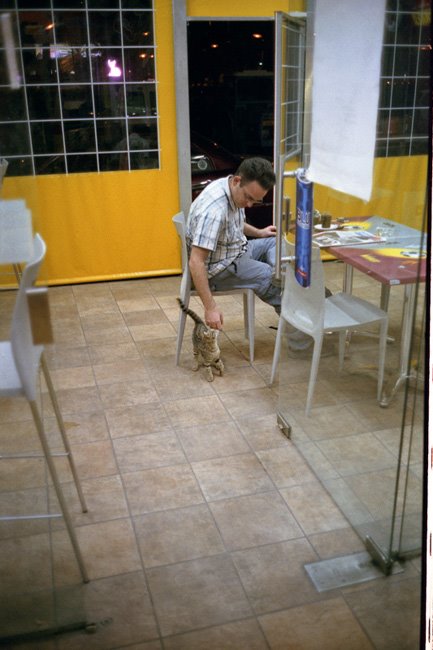 [post-11867-1229524867.jpg]