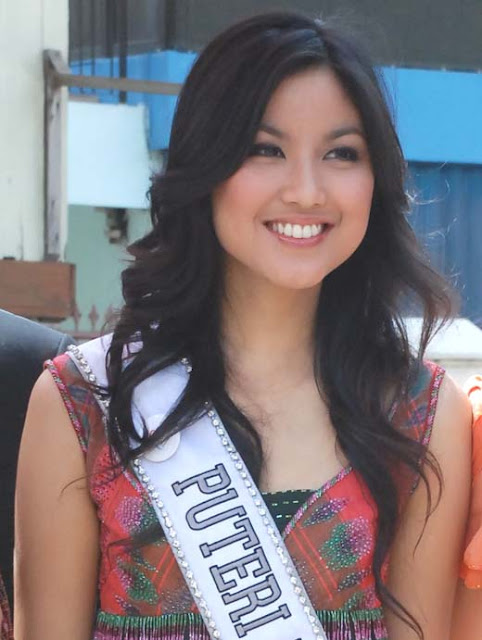 Memek Zivanna Letisha In Miss Universe 2009 ~ Artis Indonesia Hot