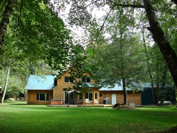 [2157rear07cescapia.JPG]