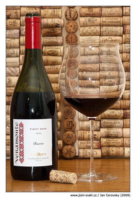 [veramonte_pinot_2005.jpg]