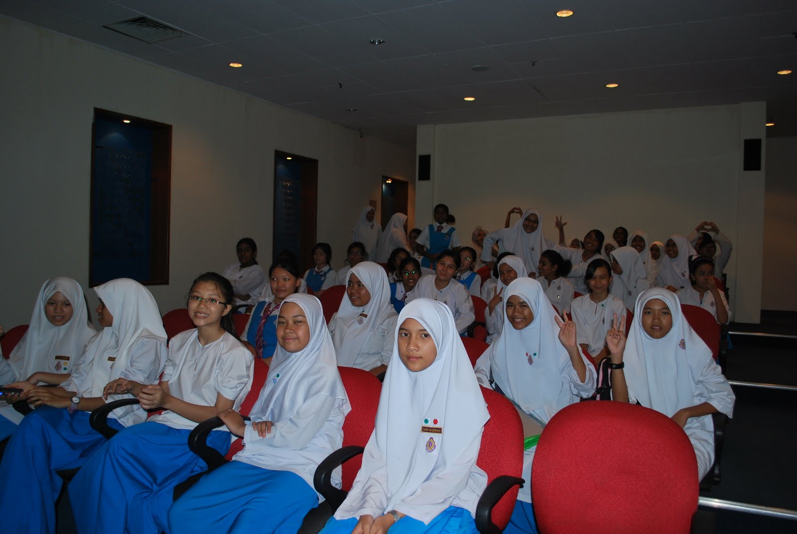 Kelab Pelancongan Sri Aman: about breadtown in Shah Alam