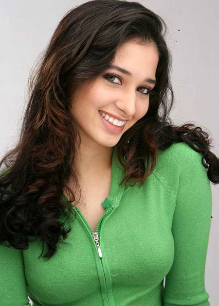 Bollywood Hot Actress Hot Scene Tamanna Hot