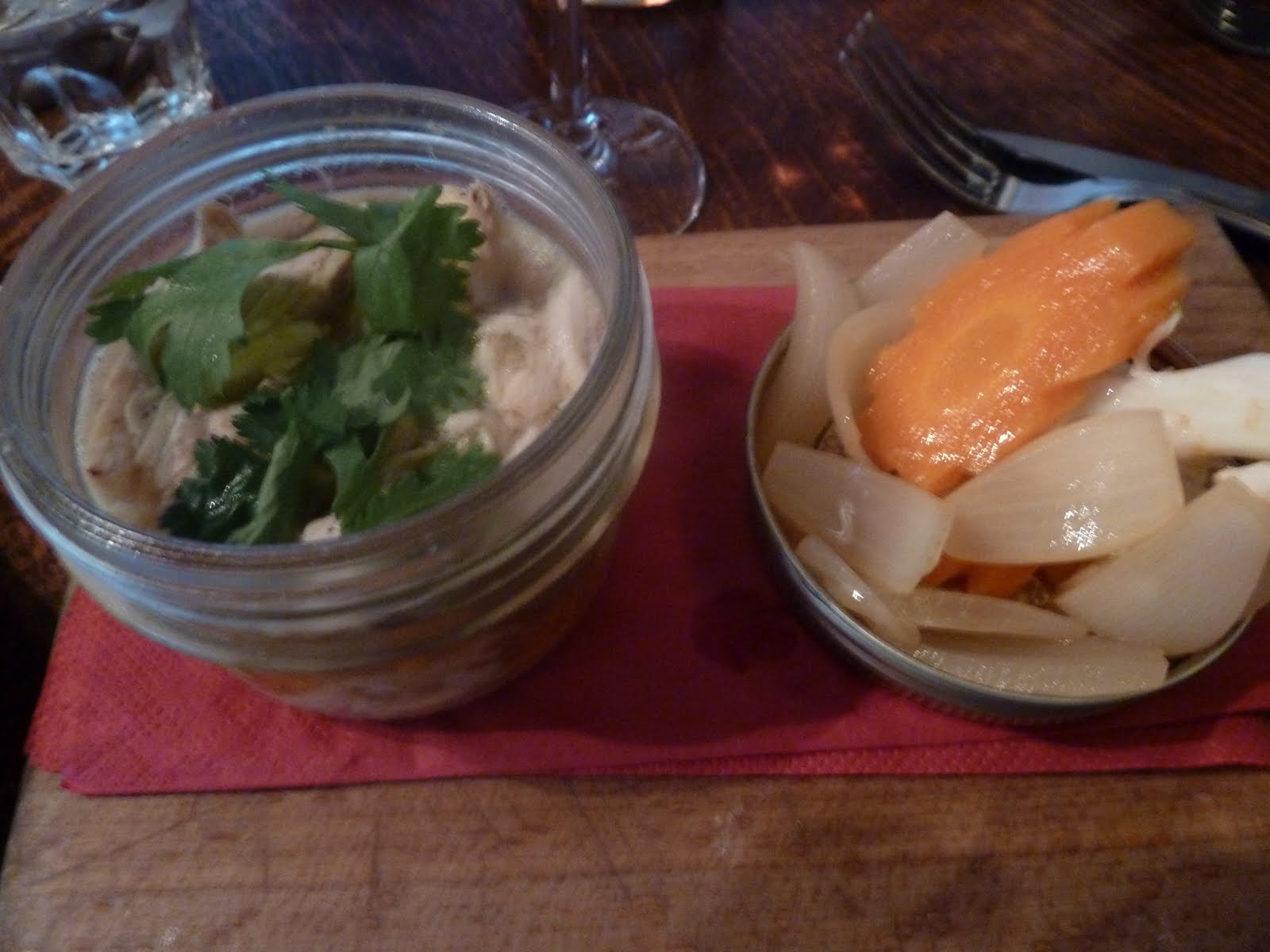 Paris Missives...: Les Petits Plats -- Restaurant Review