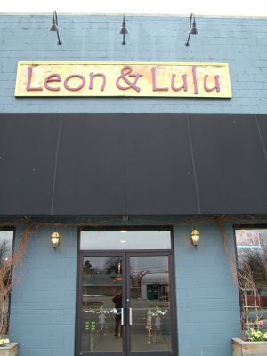 [leon+and+lulu.JPG]