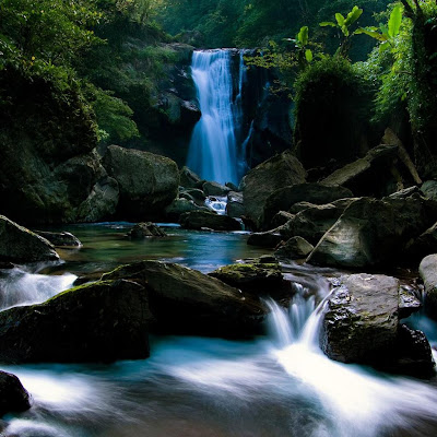 Beautiful waterfall download free wallpapers backgrounds for Apple iPad