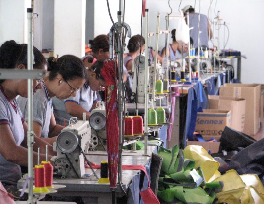 .: Município de Serrolândia é referência na fabricação de bolsas