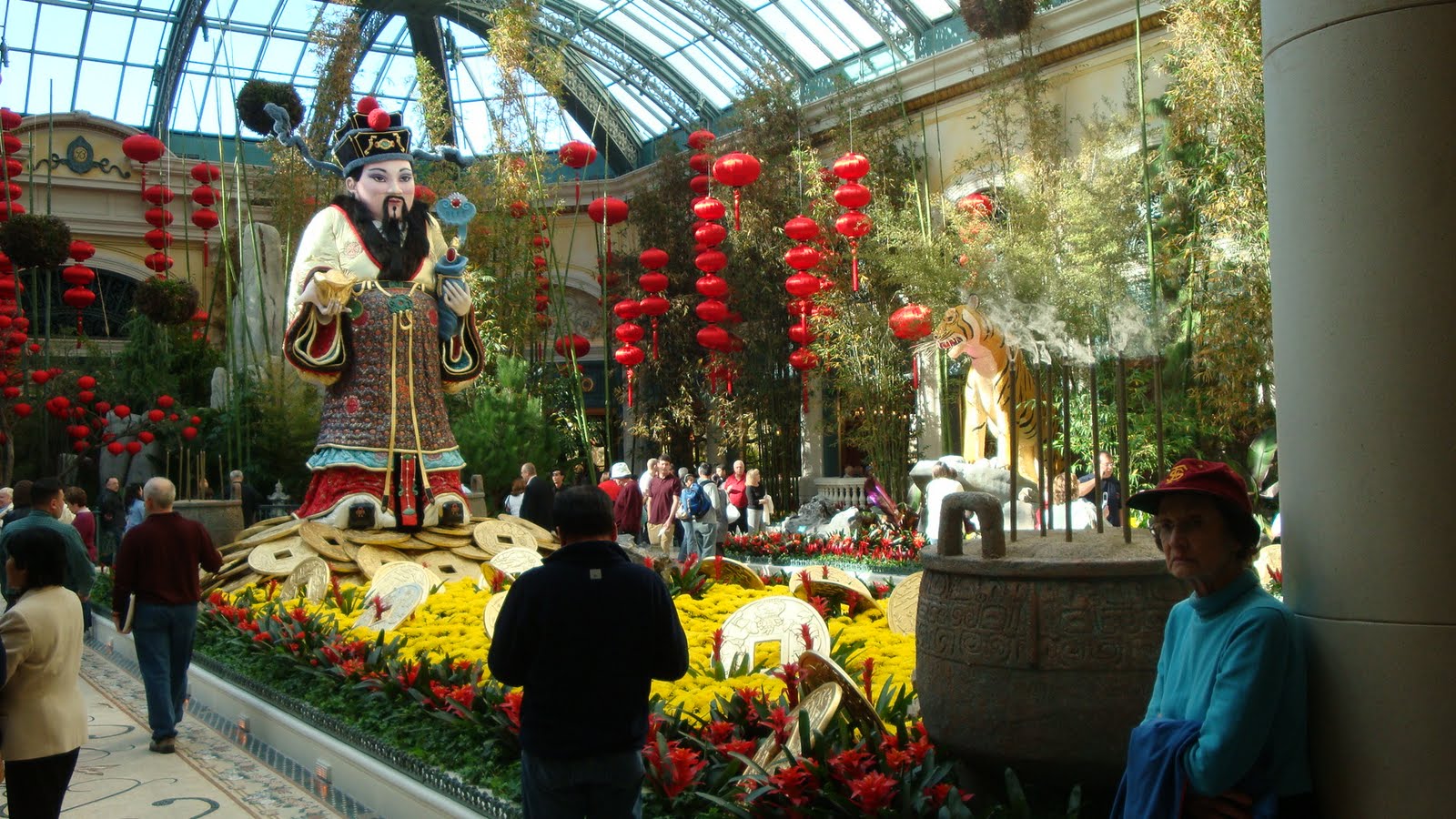 [Vegas+-+Bellagio+conservatory+1.JPG]