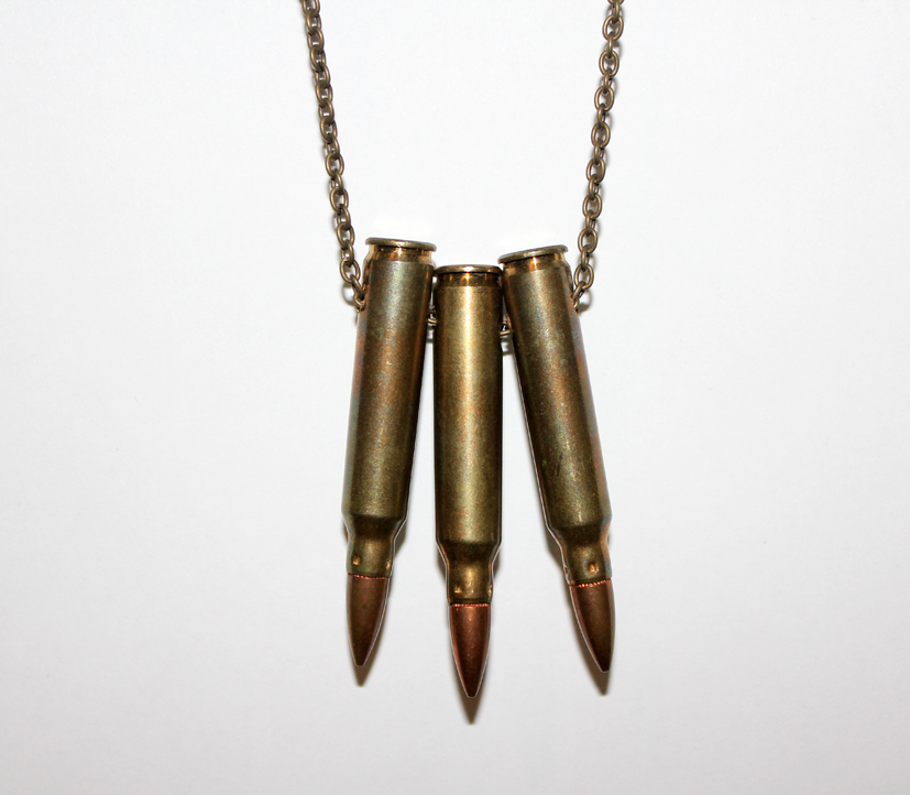 chase-dakta-triple-bullet-necklace-riders-on-the-storm.JPG