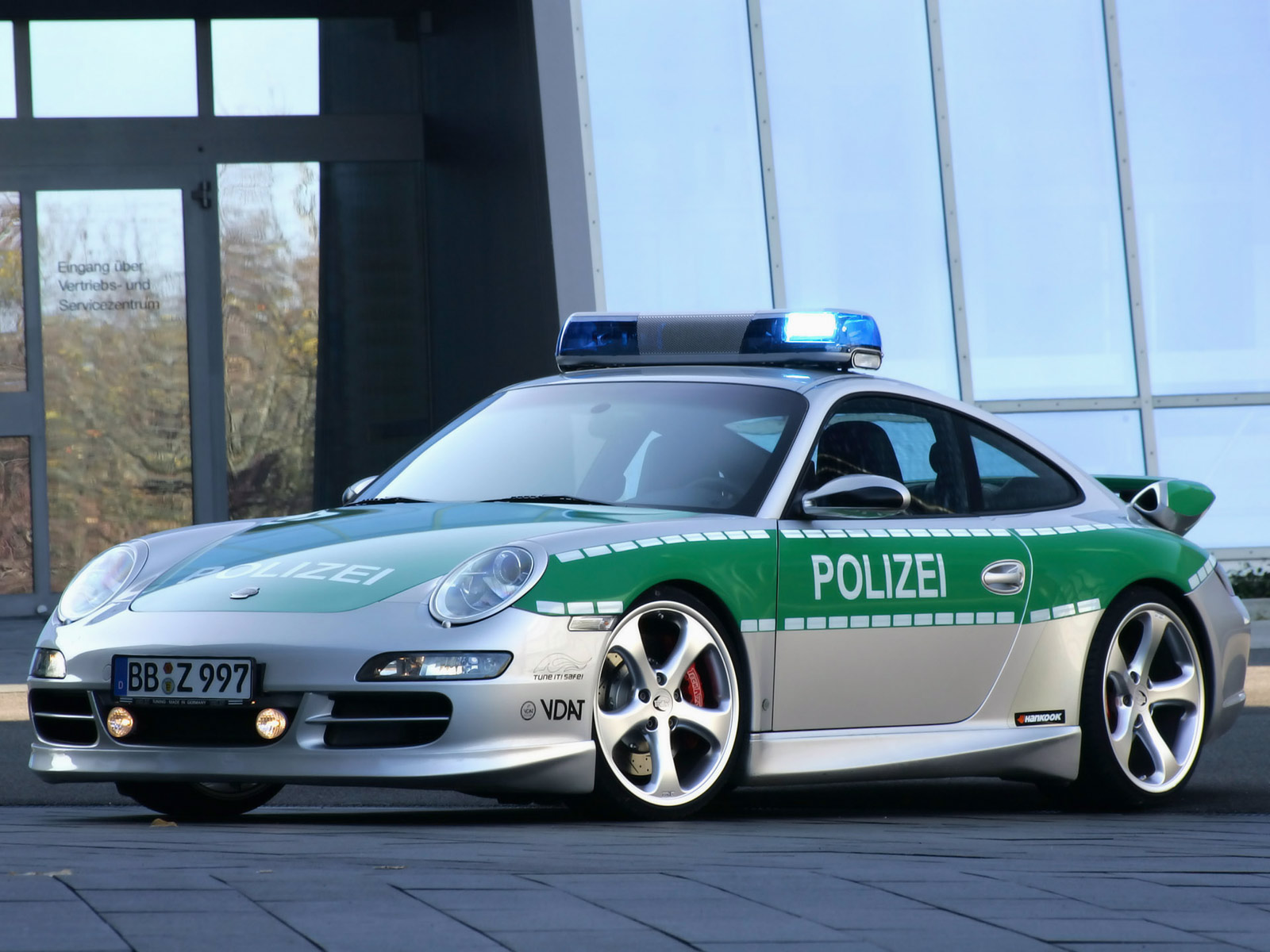 Argodidit Mobil Super Car Polisi Di Dunia Wwwinfo Automotivecom