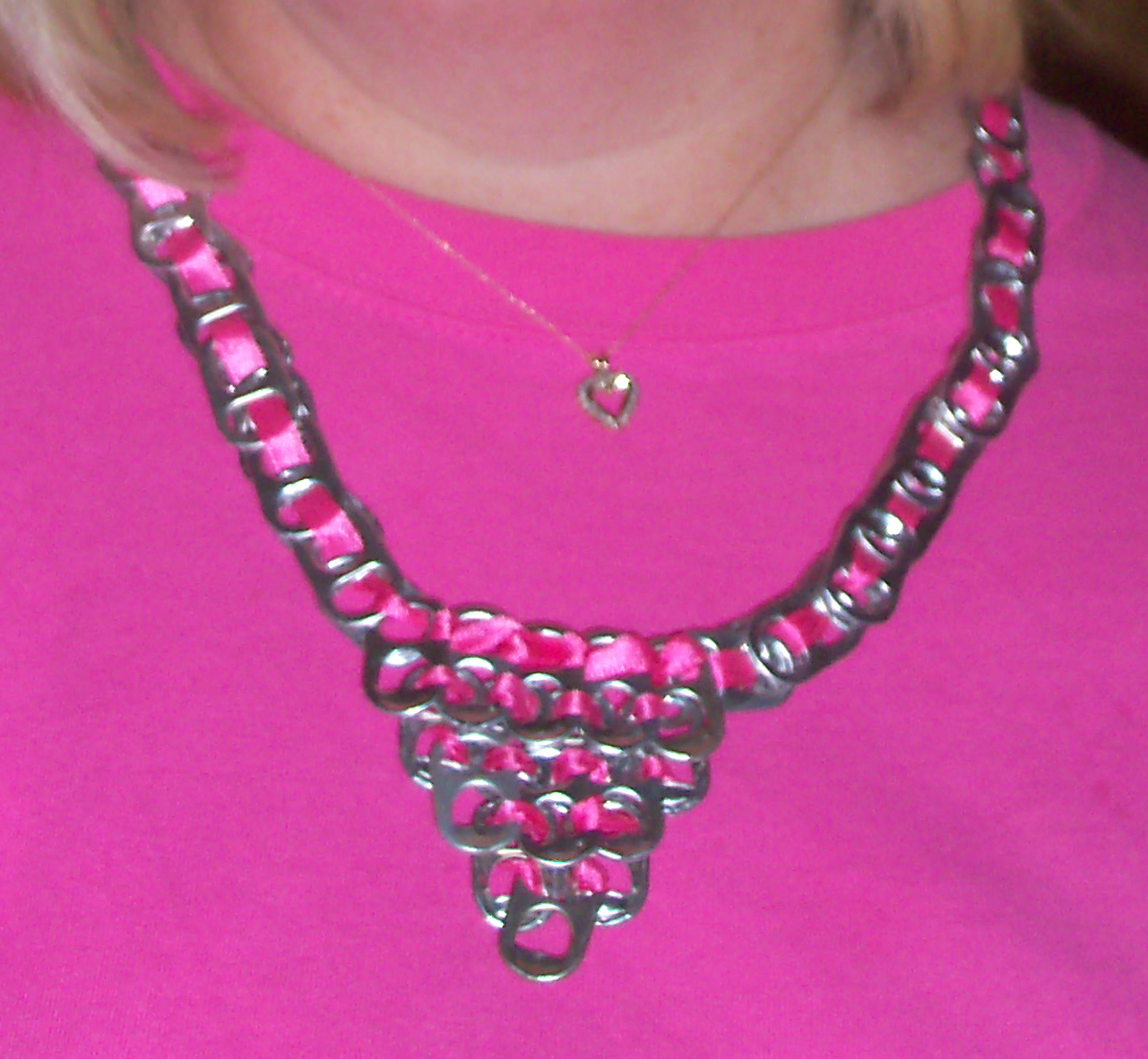 Textiles4you Soda Tab Necklace Video