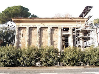 Templo de Portunus, guia brasileira em Roma Templo de Portunus