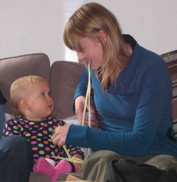 Let me help you open your present Auntie!