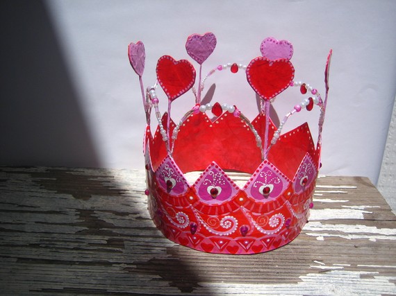 Hiving Out: Thursday, a Valentine's Birthday, and Etsy