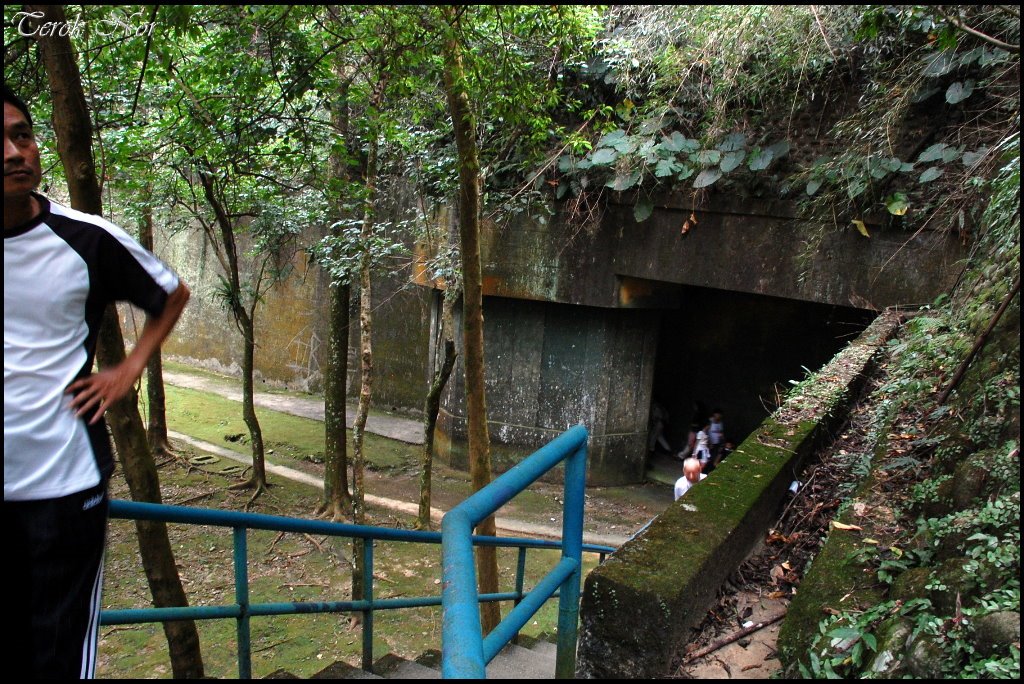 [da066.jpg]