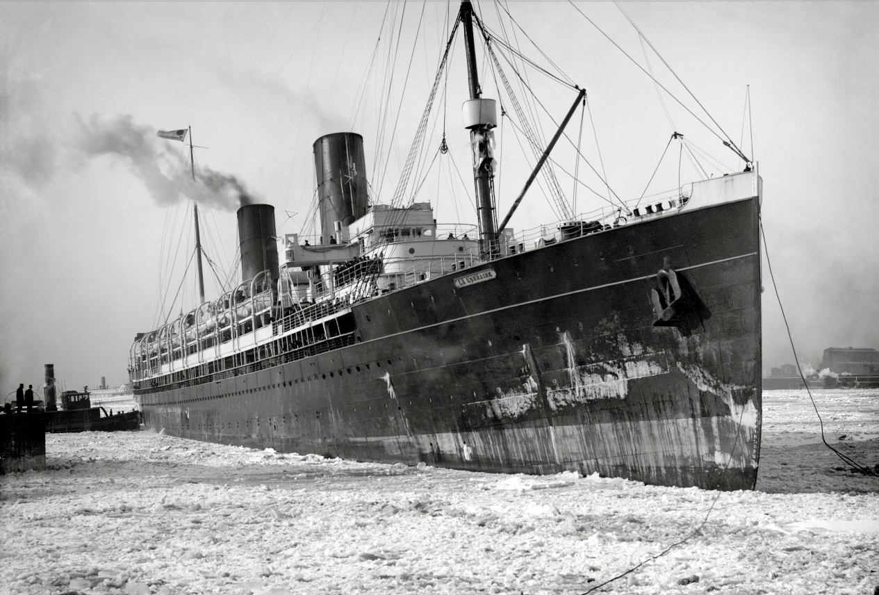 Archives maritimes A bord de La Lorraine de la CGT, Le salon