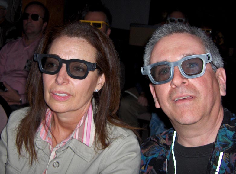 [070315-SCSC-meeting--Pat-May-and-AP-wear-3-D-glasses-E.jpg]