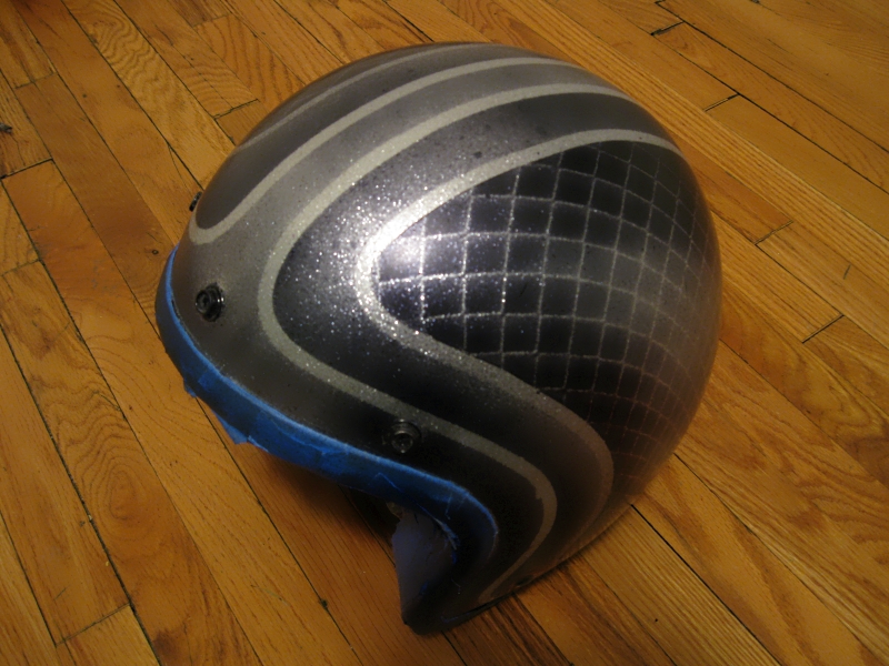 SICKLEVILLE My spray paint helmet project.
