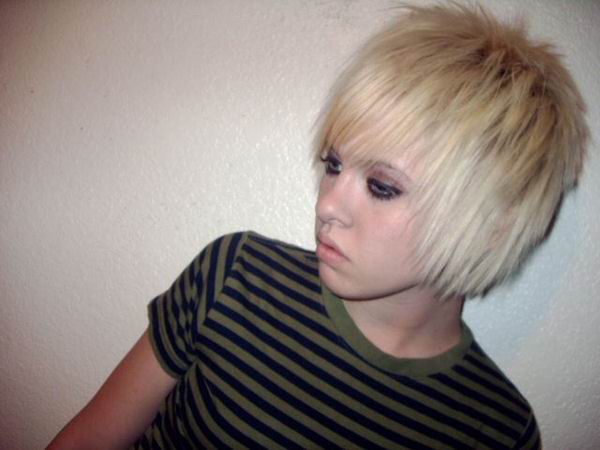 emo hairstyles for short hair for girls. emo hairstyles for short hair