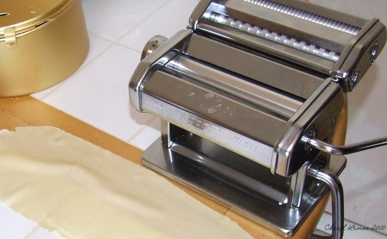 Stuff by Cher Take a Look . . . manual pasta machines