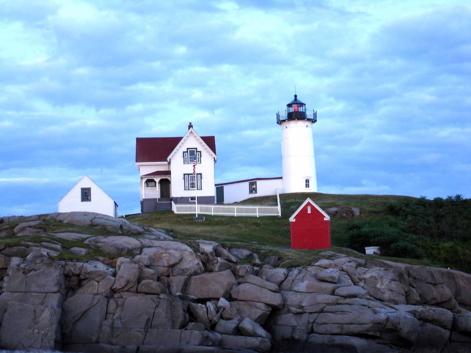 [MaineLighthouse2006.jpg]