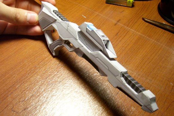 [Star+Trek+Phaser+Rifle+papercraft.jpg]