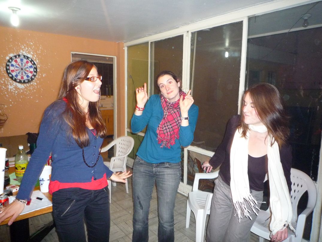 [party_fr_01.jpg]