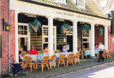 Café – Restaurant Het Huis Met De Pilaren