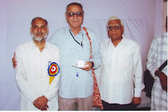 श्री नंदकिशोर आचार्य और डॉ. गंगाप्रसाद बरसैंया के साथ