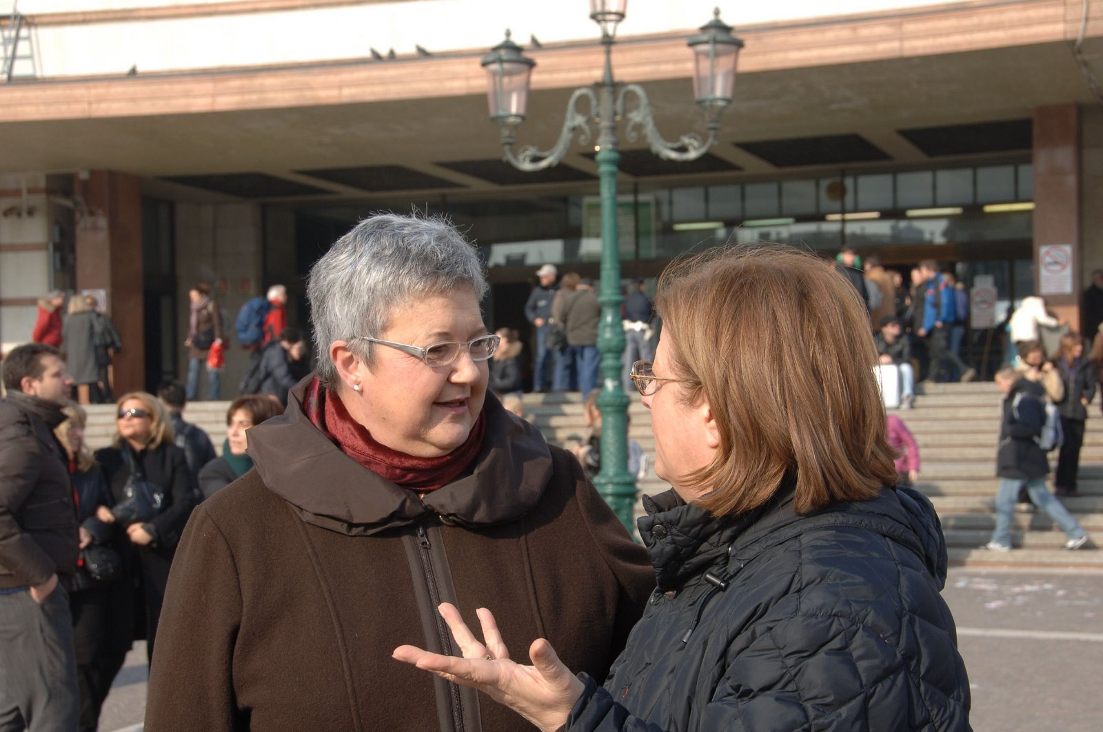 [DSC_0004+15-00-27.JPG]