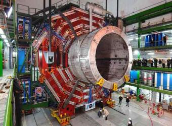 Acelerador de partículas CERN