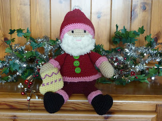 Free Santa Pants Bell Crochet Pattern - Orble
