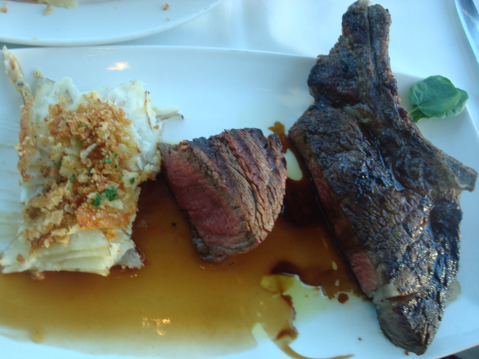 Welcome to VINO LAS VEGAS : RUN ! Dont walk to the Capital Grille's