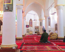 مسجد العتيق من الداخل