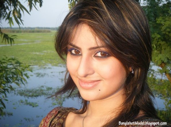 Anika Kabir Shokh Bangladeshi Model Sex Scandel ~ Hot Actress