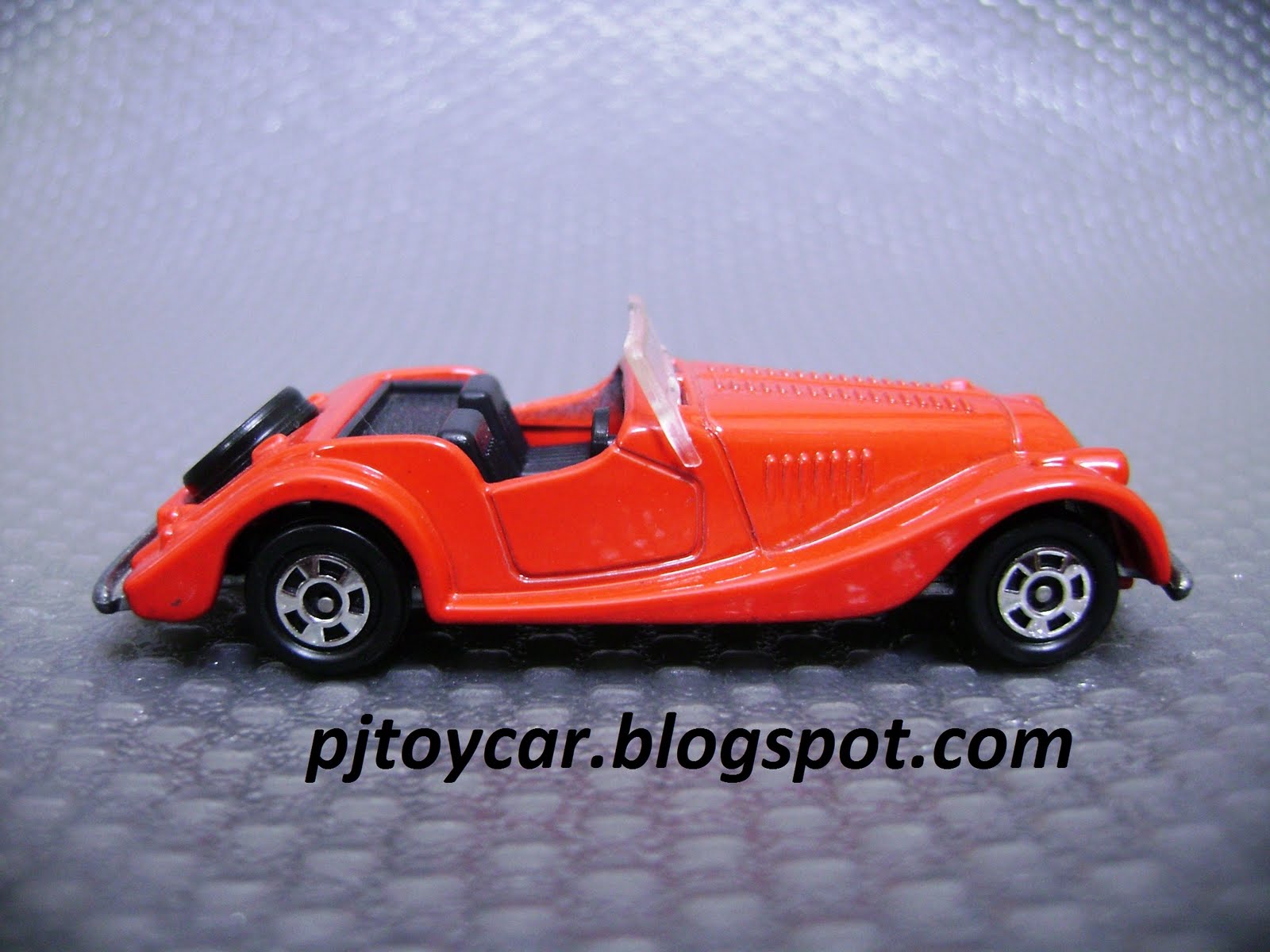 PJ Toy Car: Tomica Classic Collection
