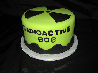 D's Cookie Jar & More: Radioactive symbol cake