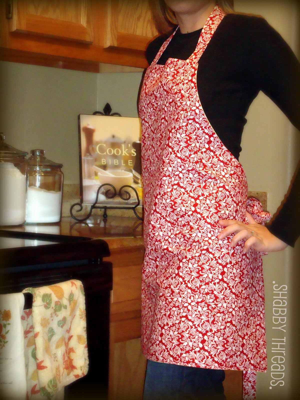 the simple things: .reversible aprons. How To Stop Aprons Tangling In The Wash