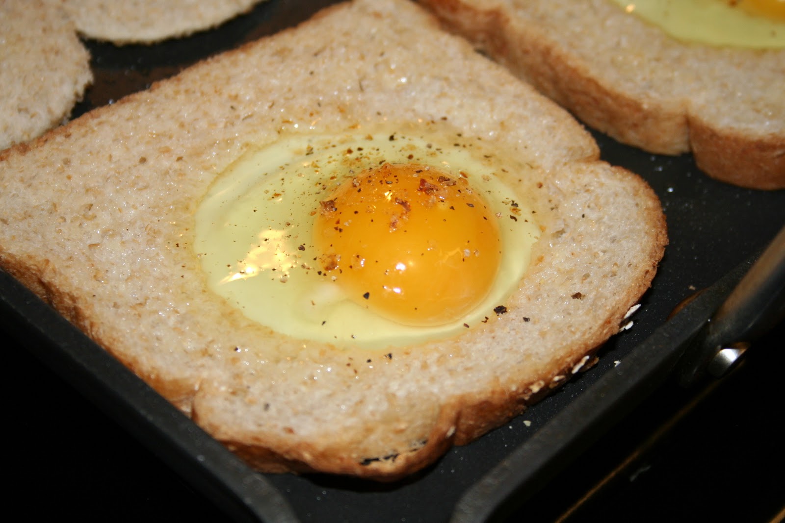 janis-cooks-egg-in-a-basket