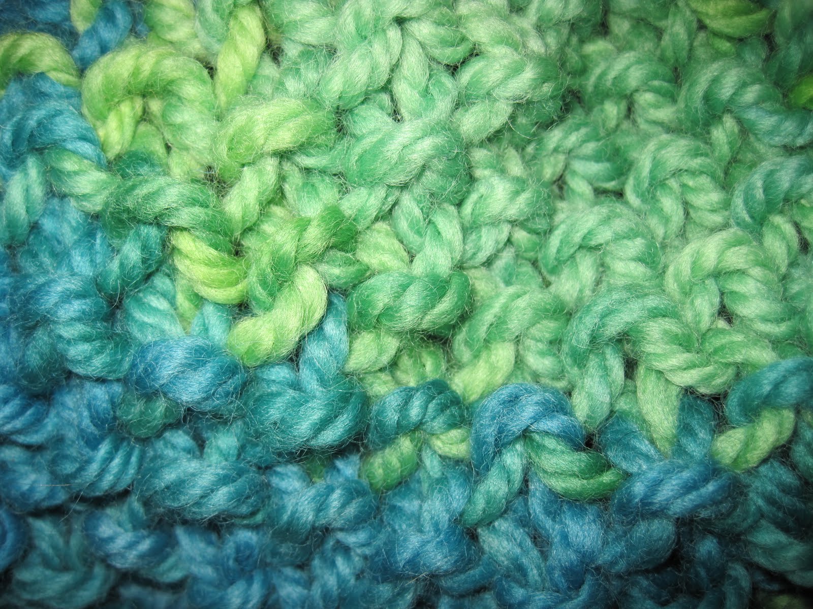 [yarn+close+up.JPG]
