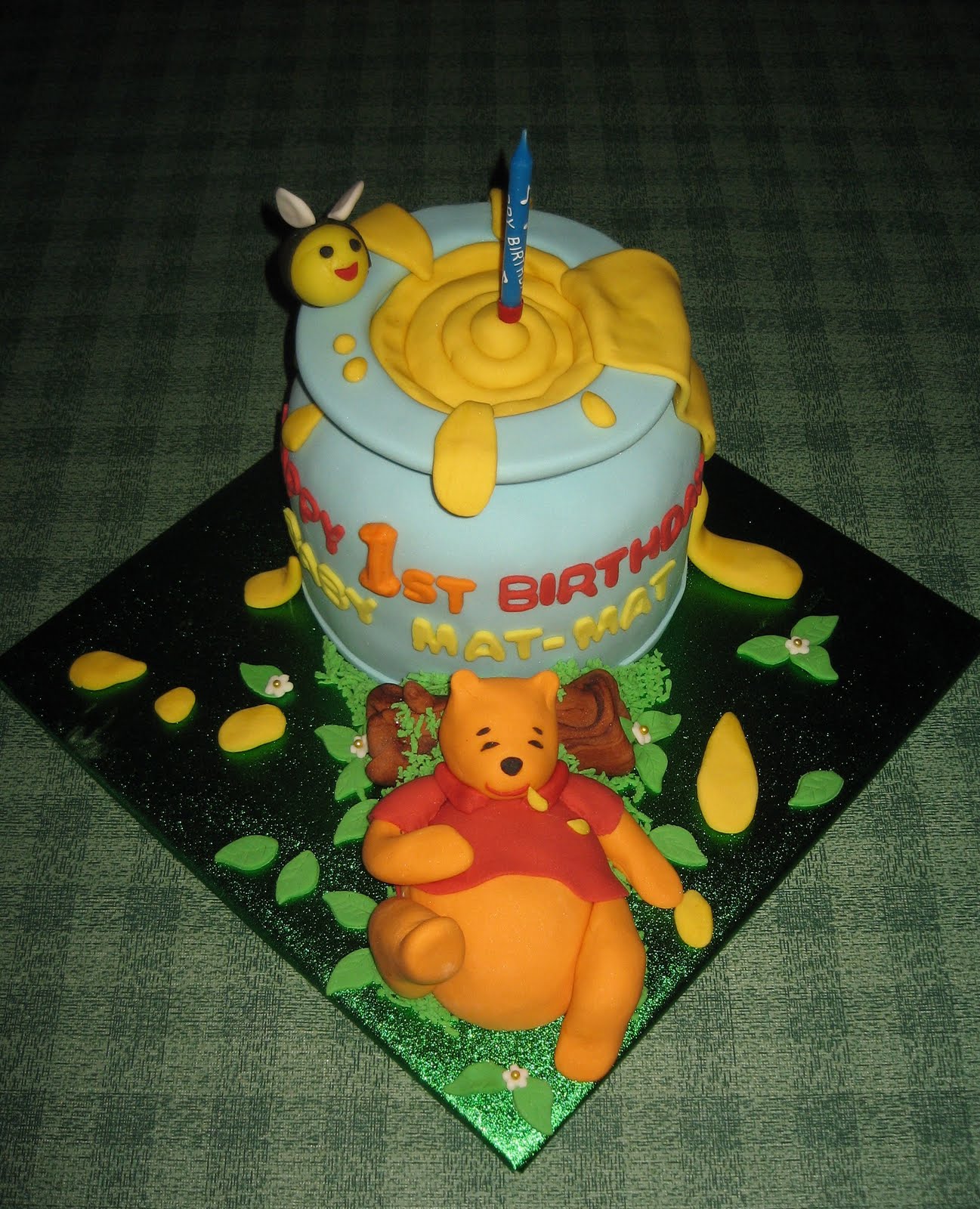 Krazzy Cakes!!!: Winnie the Pooh Cake