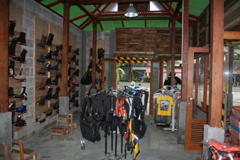 [2+toko+thetrekkers+2.jpg]