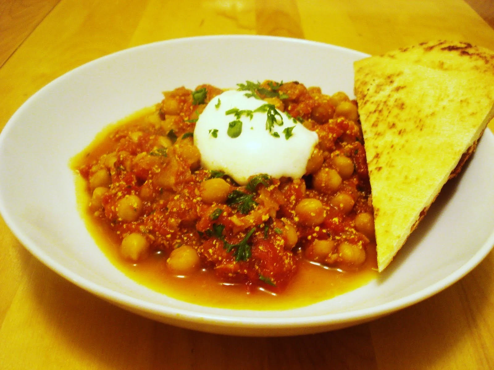 Presque végé: Chana Masala, le curry de pois chiches à la tomate