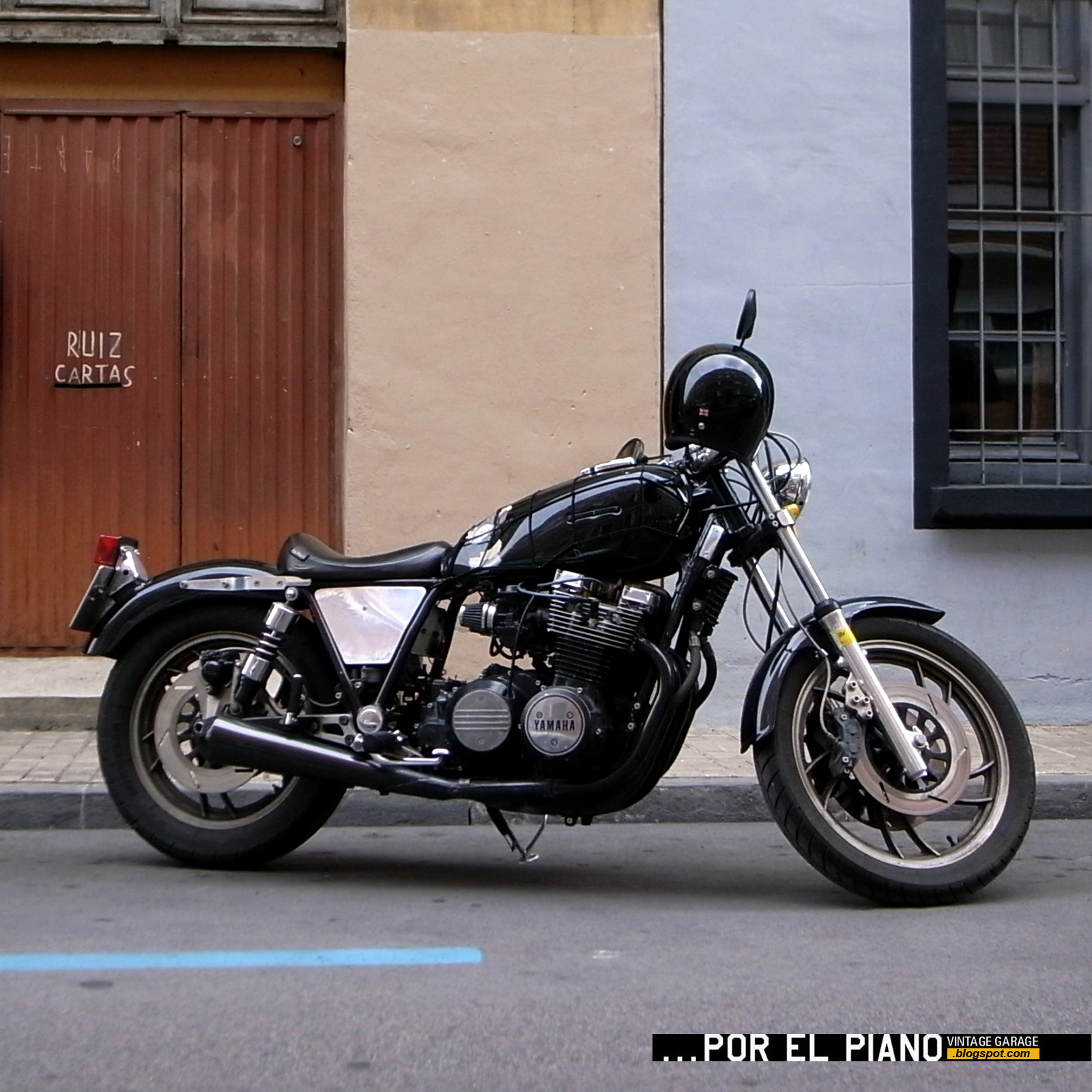 Modèle Réduit Yamaha XS 1100 LG 1/6 Guiloy En Métal - Noir - Boîte Fermée Neuve