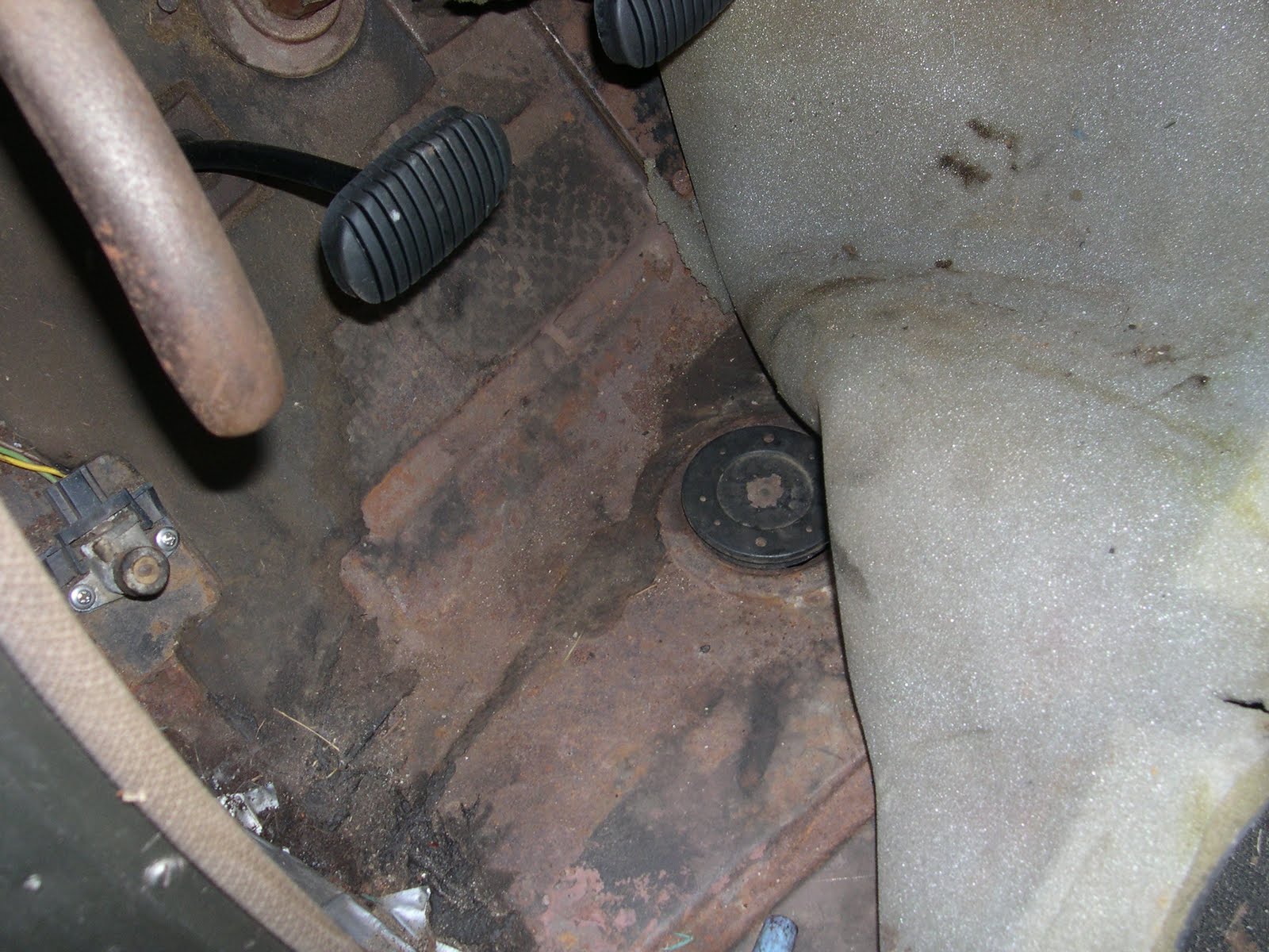 My 1940 Chevy Master Deluxe Brakke lines and brake fluid.