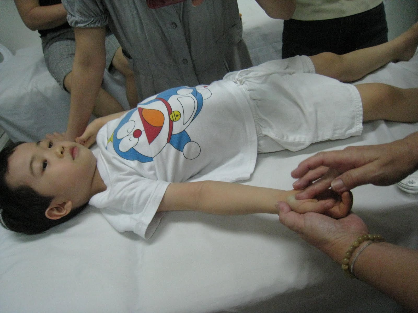 Fingertips Singtrain Infant & Child Massage/Tuina (12 & 13 June 2010)