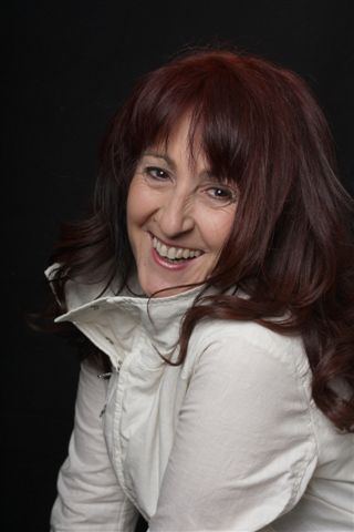 Eva Thomas: Muriel Roux