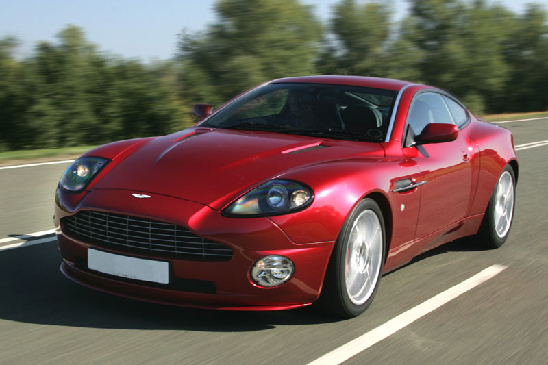 Aston Martin v12 Vanquish 2001