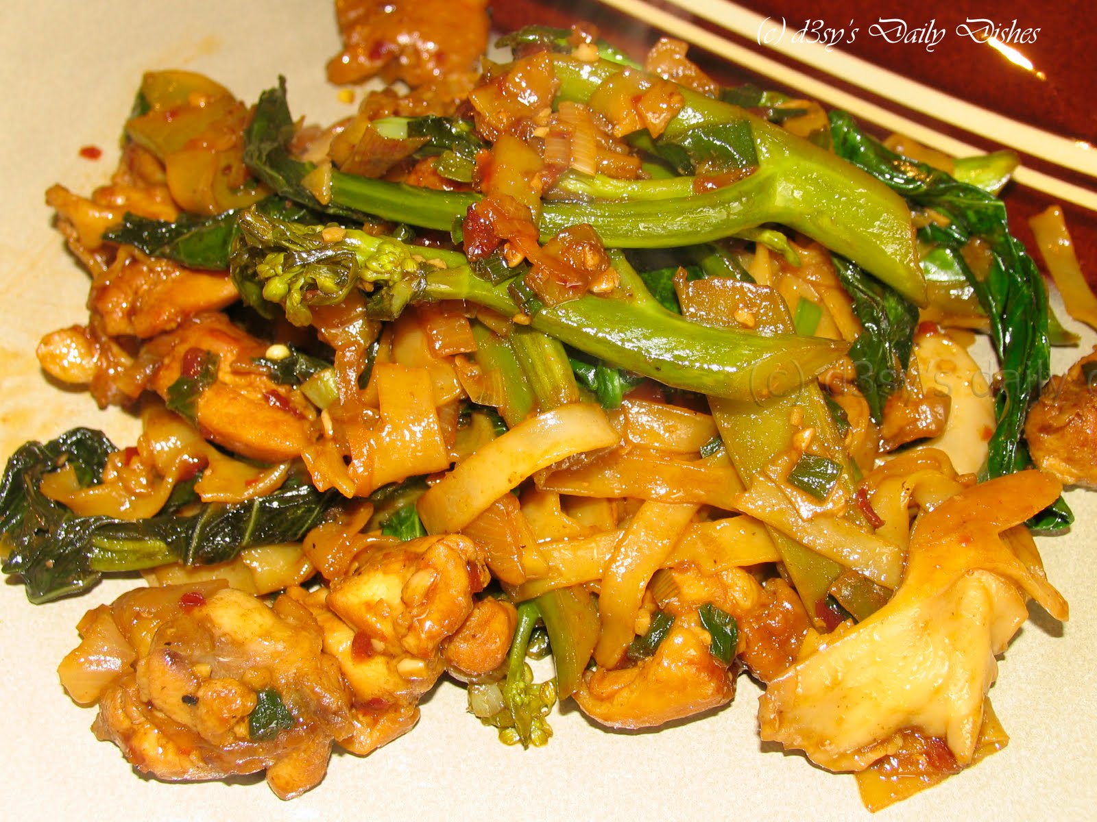 d3sy's Daily Dishes Easy Stirfry Rice Noodles with Chicken, Chinese