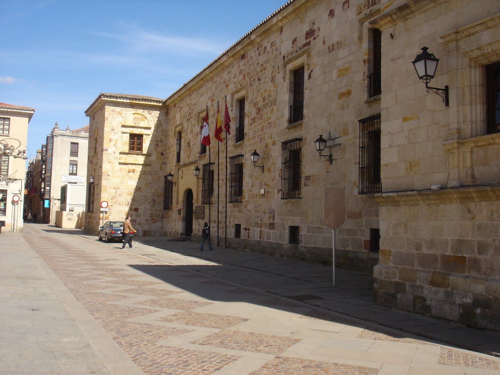 EL DARDO DE LA PALABRA RINCONES DE ZAMORA (PALACIO DE LOS CONDES DE ALBA Y ALISTE)