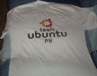 Remera Team Ubuntu py (parte de adelante)